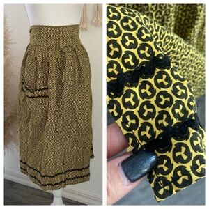Vintage half apron yellow black smock rikrak ribbon kitchen home cooking 60s 70s